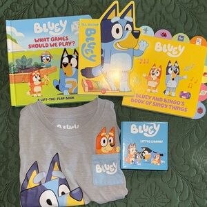 Bluey Books and Shirt Set